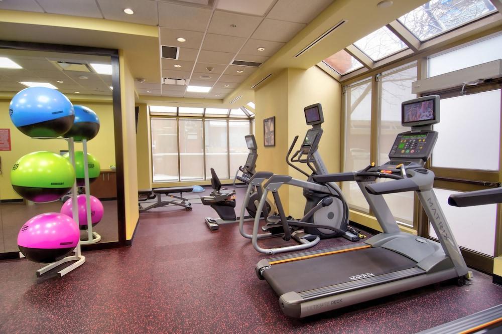 Towneplace Suites By Marriott Windsor Luaran gambar