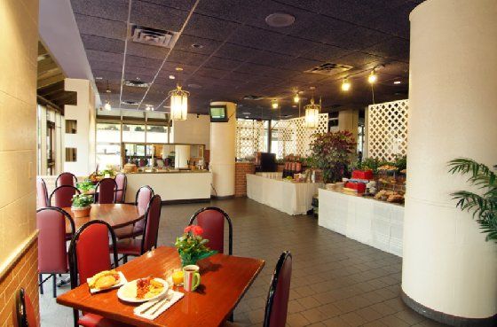 Towneplace Suites By Marriott Windsor Restoran gambar