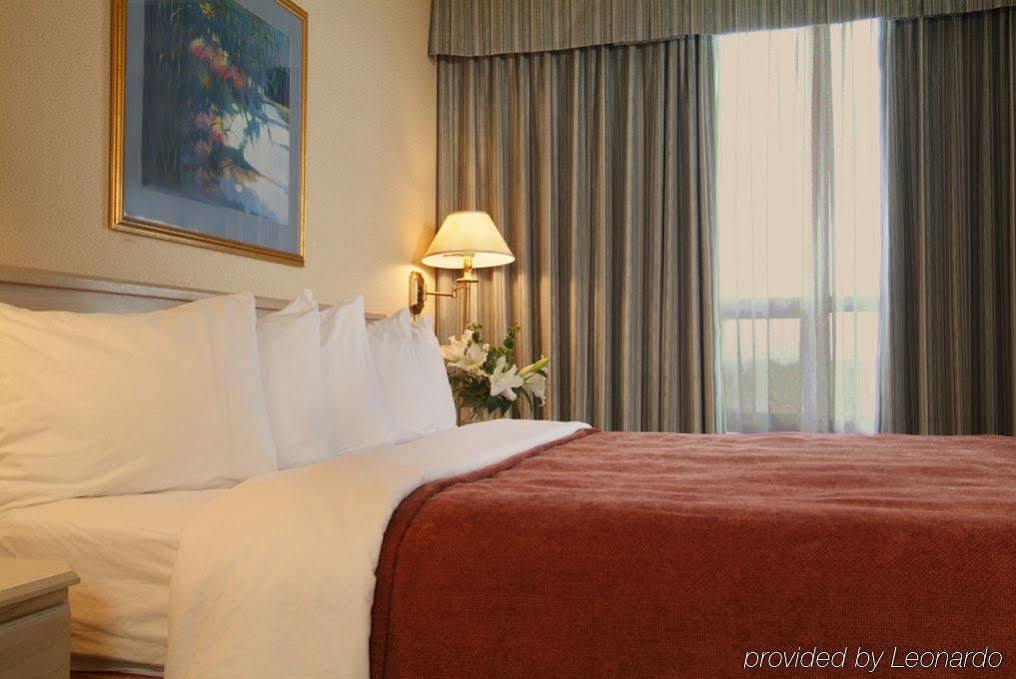 Towneplace Suites By Marriott Windsor Luaran gambar
